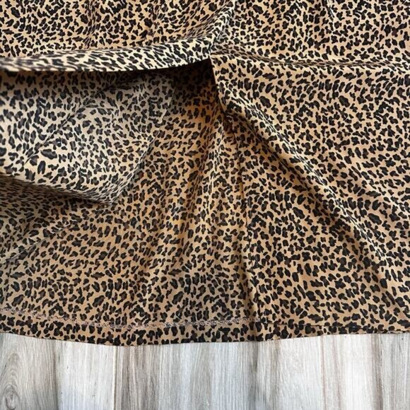VTG 90s Silk Cheetah Dress 14 Short Sleeve Print Career Eclectic Artsy twee Midi - Picture 8 of 11